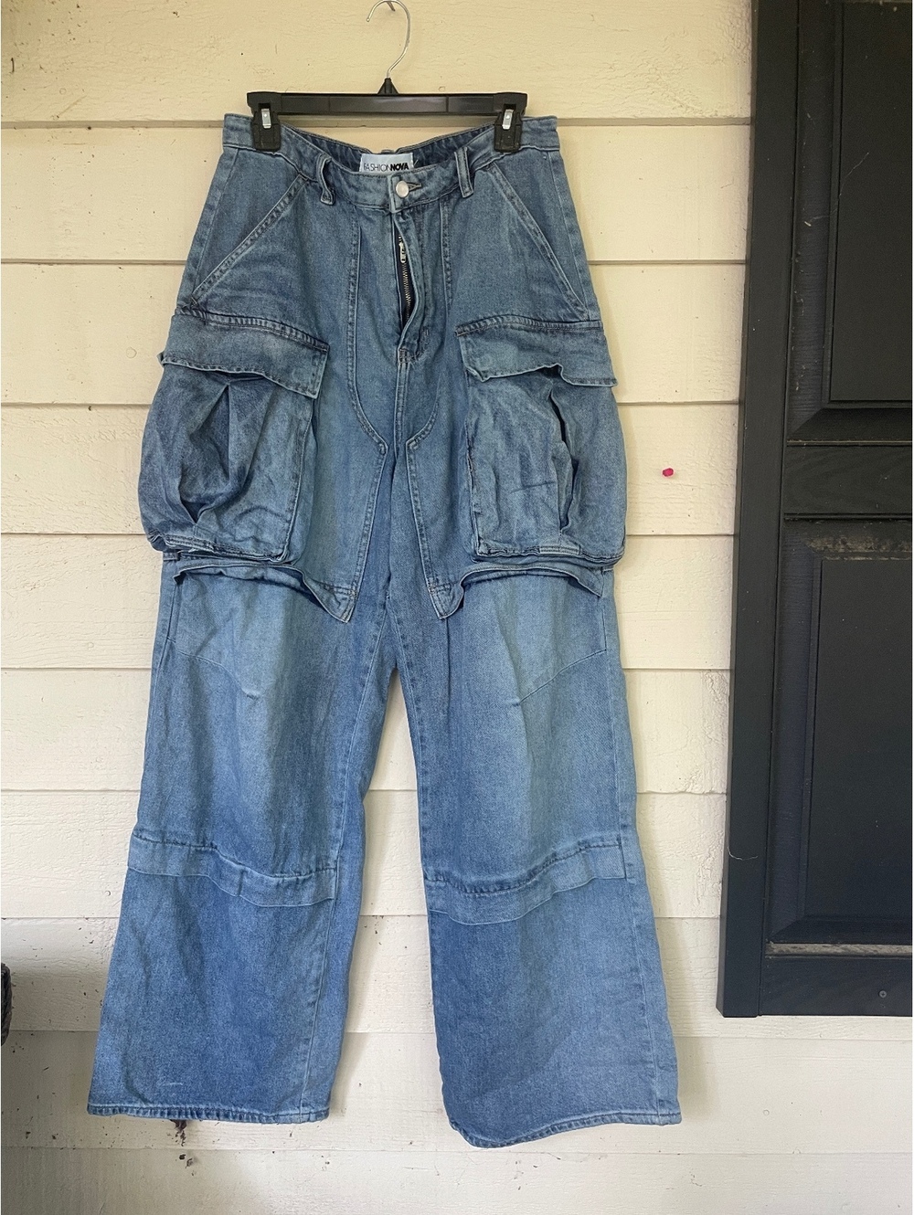 Multi pocket wide leg cargo denim jeans